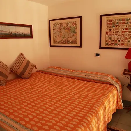 Latomare Panzió Nápoly