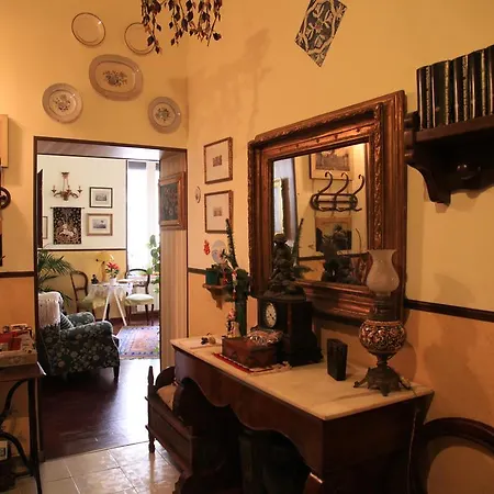 Latomare Bed & Breakfast 3*